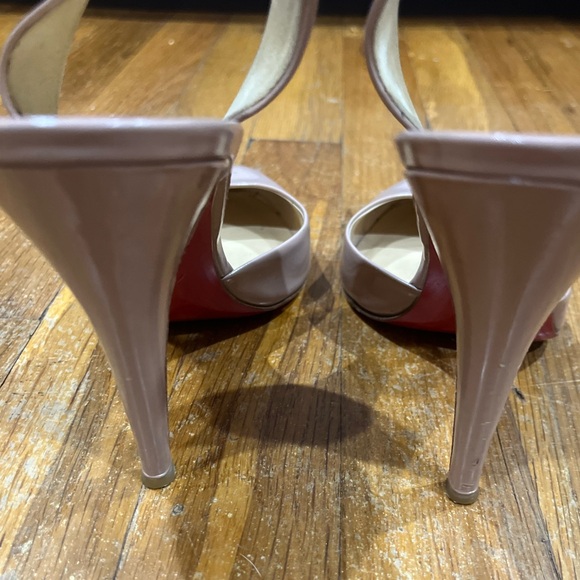 Christian Louboutin Picador 100 Patent Leather Slingback in Nude - Picture 5 of 10